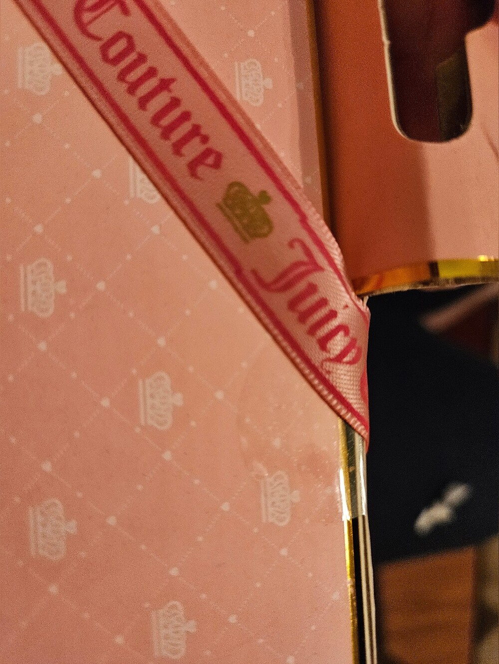 Juicy Couture 4pc Body Wash & Lotion Bundle - Picture 9 of 9